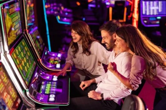 Trò chơi baccarat trực tiếp với dealer chuyên nghiệp tại atletico vs